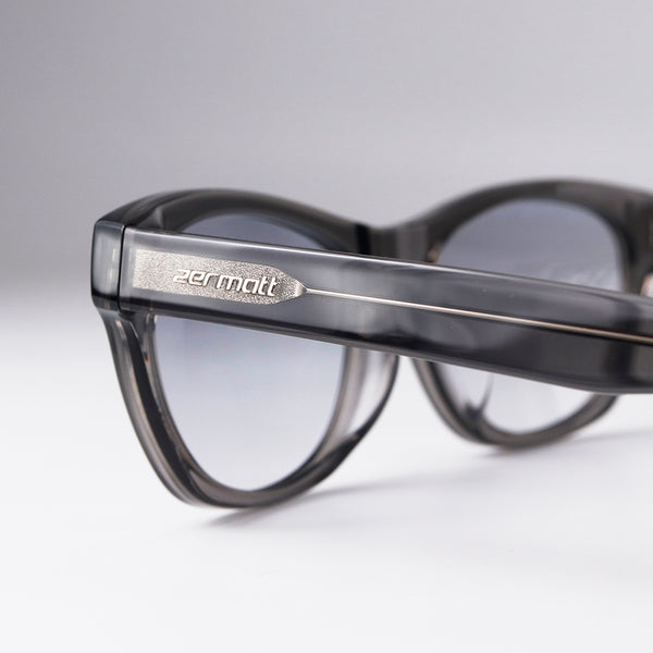 82762PC Photochromic Sunglasses
